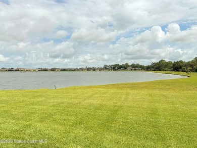 Waterfront luxury meets everyday comfort in this timeless, 5 - photo 25
