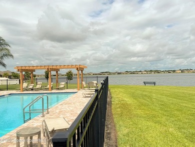 Waterfront luxury meets everyday comfort in this timeless, 5 - photo 26