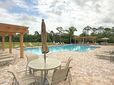 Waterfront luxury meets everyday comfort in this timeless, 5 - photo 29