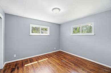 Welcome home to 417 Davis Ln. This well maintained brick ranch - photo 30