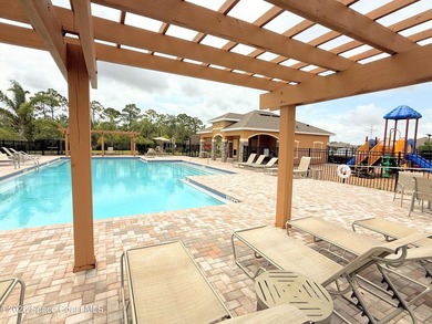 Waterfront luxury meets everyday comfort in this timeless, 5 - photo 30