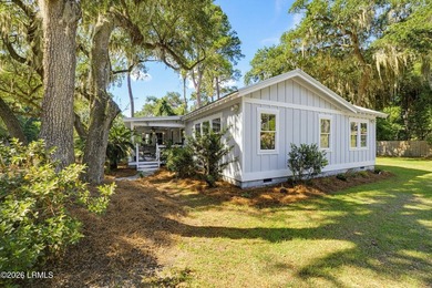 RARE FIND - Hidden beneath a canopy of majestic live oaks draped - photo 37