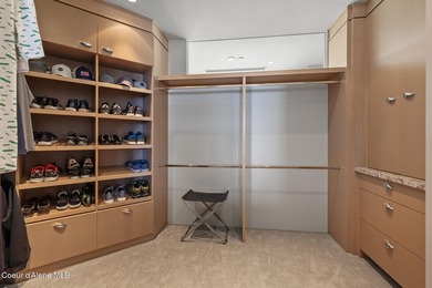 Exceptional waterfront 4th floor end unit condo offering 5,234 - photo 37