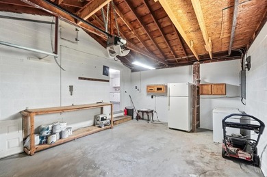 Welcome home to 417 Davis Ln. This well maintained brick ranch - photo 38