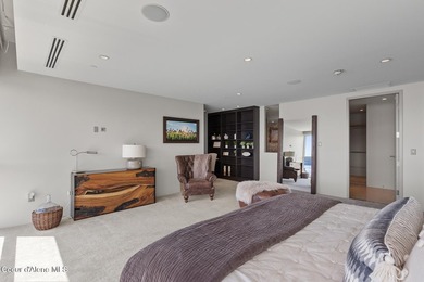 Exceptional waterfront 4th floor end unit condo offering 5,234 - photo 39