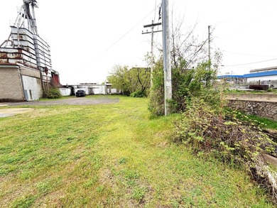 Step into a property full of charm and possibility. This - photo 39