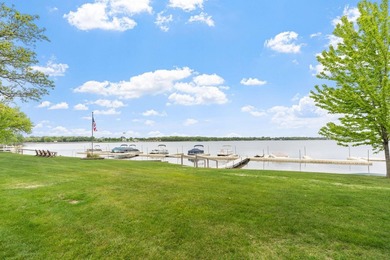 Welcome to this stunning lakefront end unit townhome nestled in - photo 2