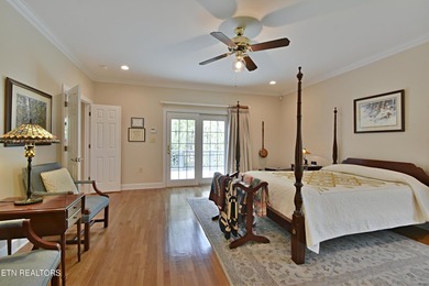 Tucked away in the heart of the countryside, this immaculately - photo 18