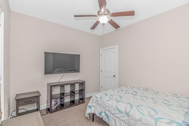 Welcome to this well-maintained 3-bedroom, 2-bath home located - photo 19