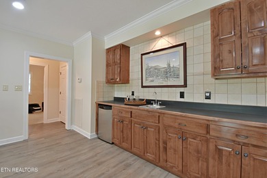 Tucked away in the heart of the countryside, this immaculately - photo 28