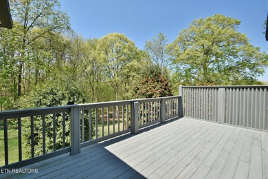 Tucked away in the heart of the countryside, this immaculately - photo 34