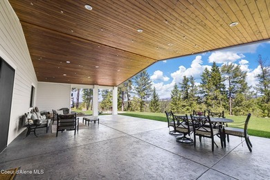 Experience North Idaho luxury with this exquisite, custom-built - photo 36