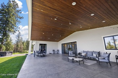 Experience North Idaho luxury with this exquisite, custom-built - photo 38