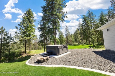 Experience North Idaho luxury with this exquisite, custom-built - photo 39