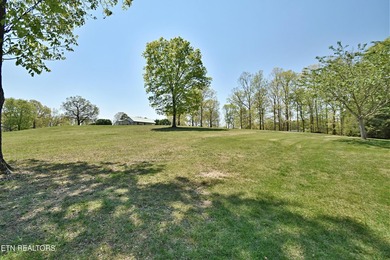 Tucked away in the heart of the countryside, this immaculately - photo 42