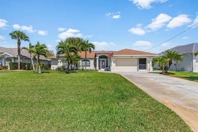 Rotonda West Lakes and Canals Home For Sale in Rotonda West Florida