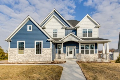 (private lake, pond, creek) Home For Sale in Elgin Illinois