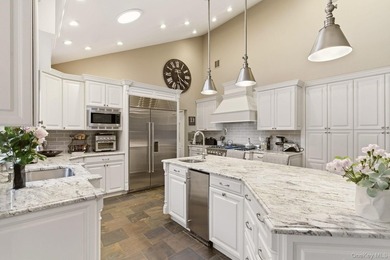 Welcome to this exceptional luxury residence in East Setauket - photo 15