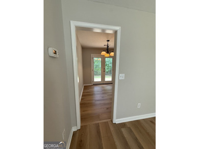 PRIVACY, CHARM, AND MOVE-IN READY LIVING COME TOGETHER! Tucked - photo 18