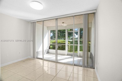 Beautiful first-floor corner unit in desirable Pine Ridge! This - photo 18