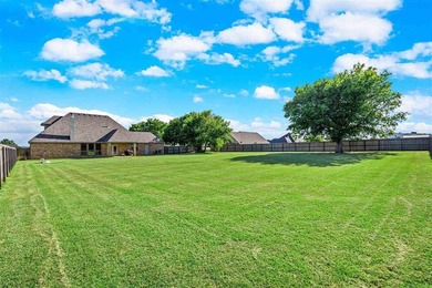 Like-new custom-built 3-bedroom, 2-bath home in the highly - photo 7