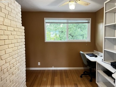 Versatile two-story home offering an ideal multi-generational - photo 30