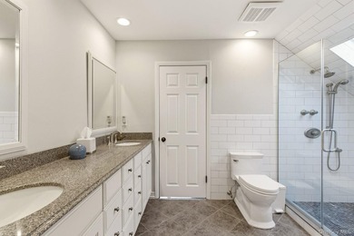 Welcome to this exceptional luxury residence in East Setauket - photo 32