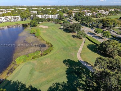 Beautiful first-floor corner unit in desirable Pine Ridge! This - photo 36