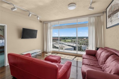 Experience coastal living on iconic Ocean Drive! This 1-bedroom - photo 4