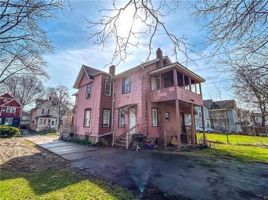 Great investment opportunity in the desirable 19th Ward! This 2 - photo 3