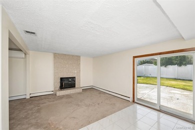Explore this newly refreshed Hi-Ranch with beautiful waterfront - photo 18