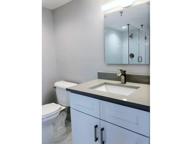 Beautiful 2BR / 2BA unit features a timeless, cool coastal style - photo 27