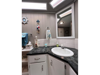 Welcome to your Florida dream home in the highly desirable - photo 28
