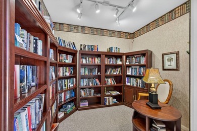 Beautiful 2BR / 2BA unit features a timeless, cool coastal style - photo 38
