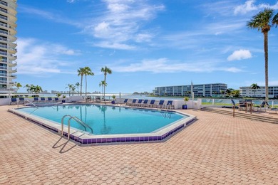 Beautiful 2BR / 2BA unit features a timeless, cool coastal style - photo 43