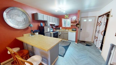 If you're looking for an affordable, move-in ready home on - photo 3