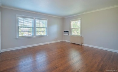 Charming and beautifully maintained 2-bedroom, 2-bathroom - photo 19