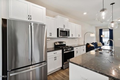 NEW PRICE! Welcome to this beautifully maintained Azalea - photo 9