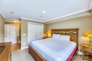 2bed/2bath second home or investment condo in the heart of the