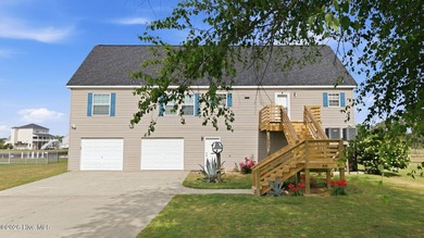 Spacious 4 bedroom waterfront home located on Bay Lake that - photo 2