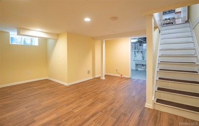 Charming and beautifully maintained 2-bedroom, 2-bathroom - photo 22