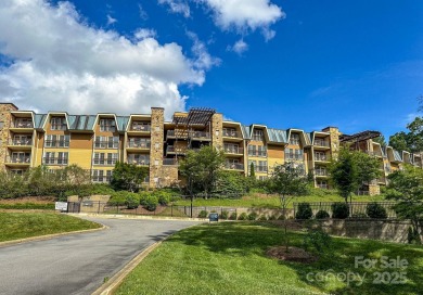 2bed/2bath second home or investment condo in the heart of the