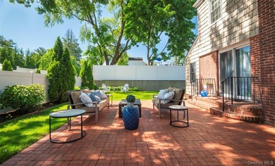 Charming and beautifully maintained 2-bedroom, 2-bathroom - photo 29