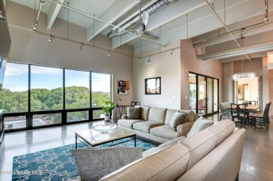 Luxury condo in the heart of downtown Prescott, just one block