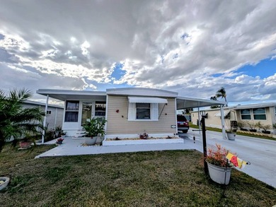 South Branch Manatee River  Home For Sale in Ruskin Florida