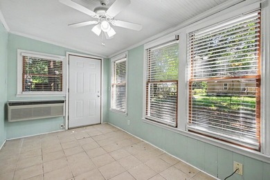 Welcome to 321 Park Street, Georgetown, SC, which is a charming - photo 11