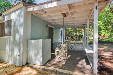 Welcome to 321 Park Street, Georgetown, SC, which is a charming - photo 22