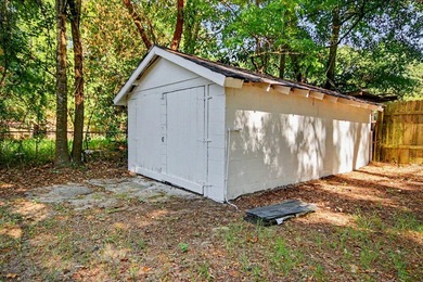 Welcome to 321 Park Street, Georgetown, SC, which is a charming - photo 29