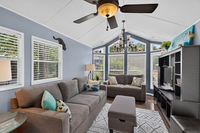Welcome to your own little slice of simple, beautiful living at - photo 3
