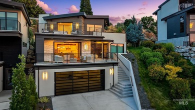 (private lake, pond, creek) Home For Sale in Eagle Idaho